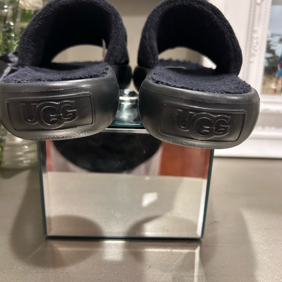 UGG Black Fuzzy Slide Sandals - Picture 3 of 8